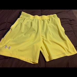 Under Armor Men’s athletic shorts XL